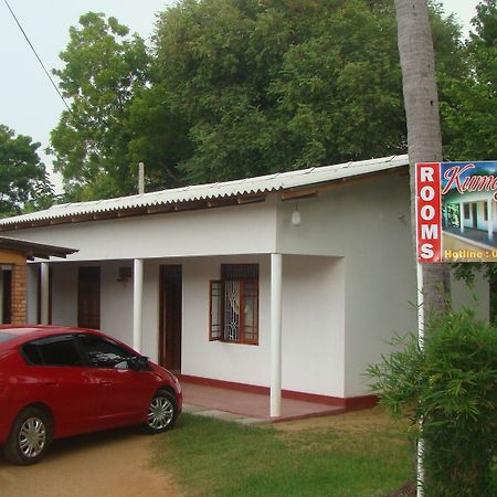 Kumari Resort ポロンナルワ エクステリア 写真